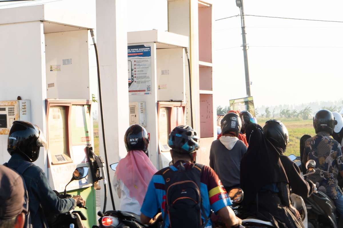 Energy crisis emergency measures by governments