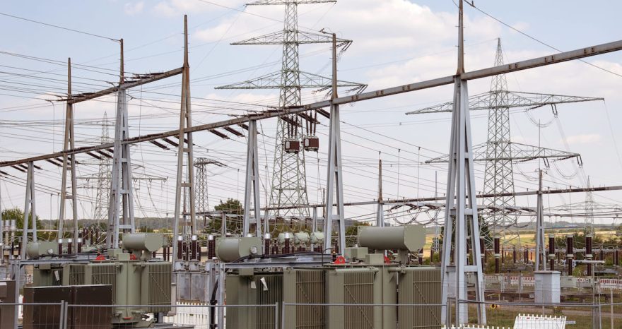 Rinnovabili • Electricity substation supporting grid stability and renewable energy integration in Kenya